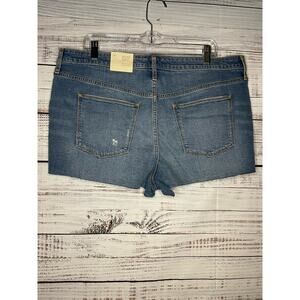 Universal Thread High Rise Shortie Shorts size 34 Medium Wash NEW Stretch